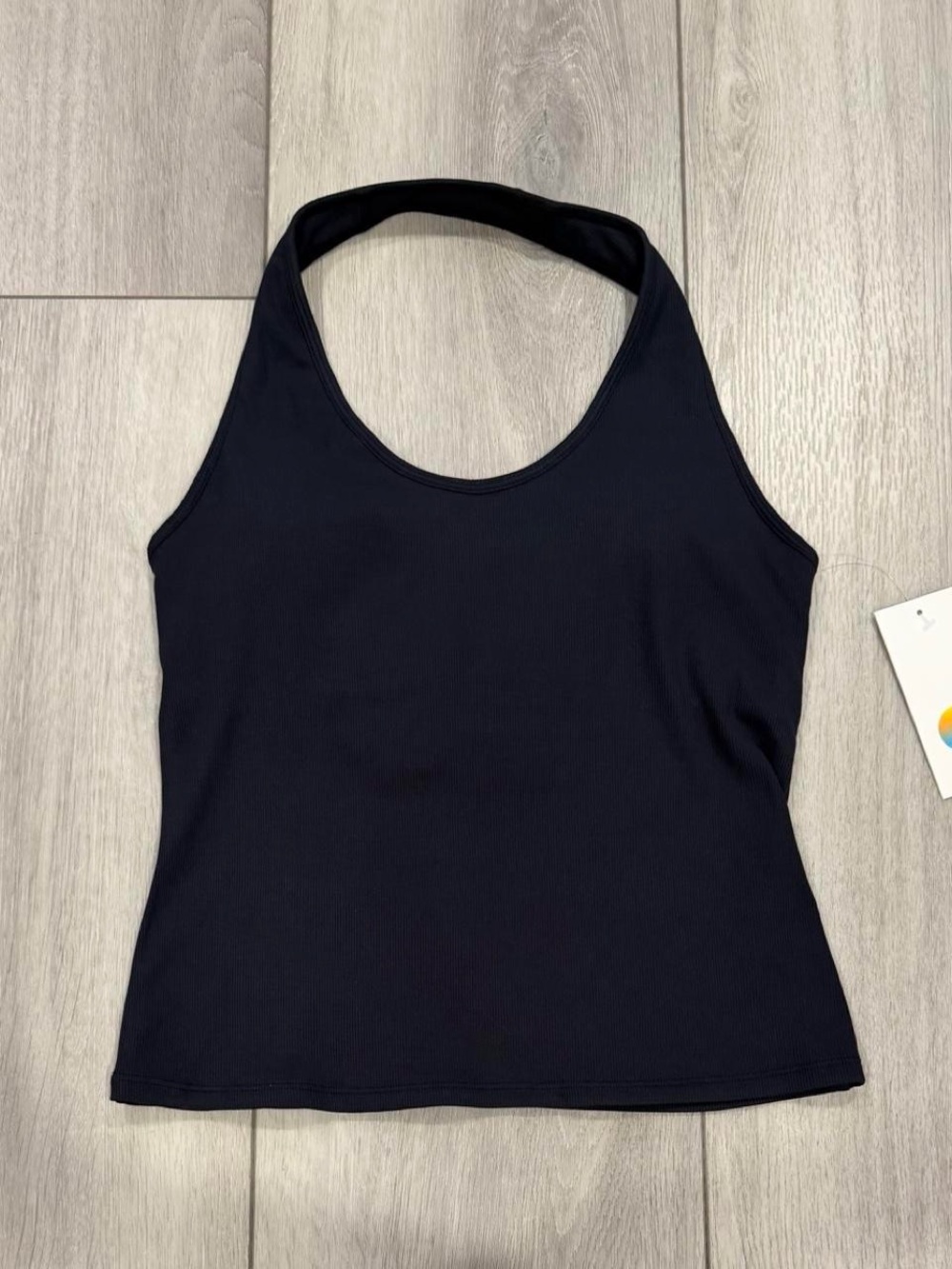 Vuori Pose Halter Top in Black with Built in Light Support Bra. *NWT*